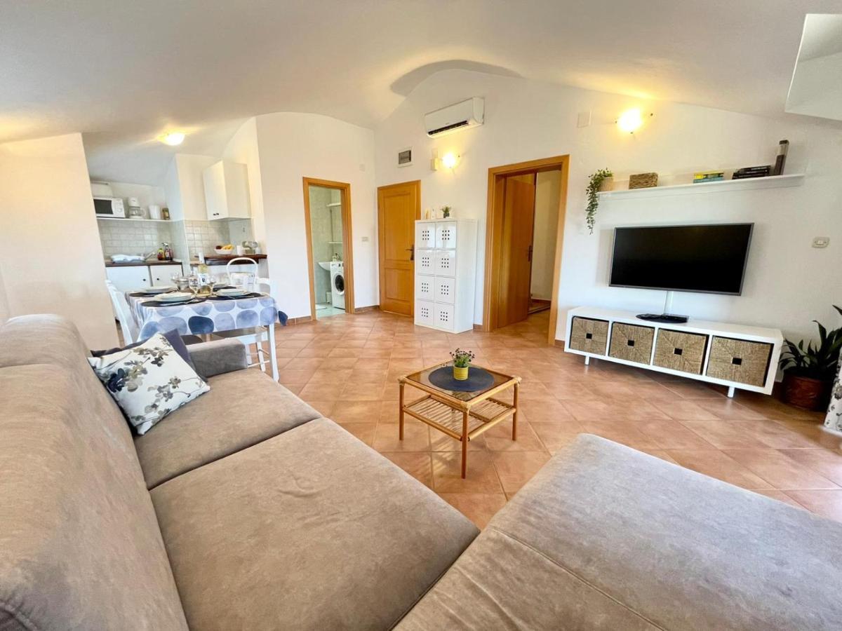 Apartments Ladonja Medulin Luaran gambar
